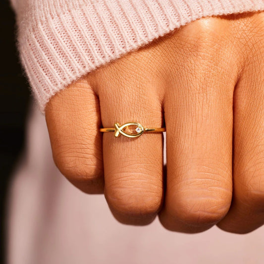 Dainty Fish Ring